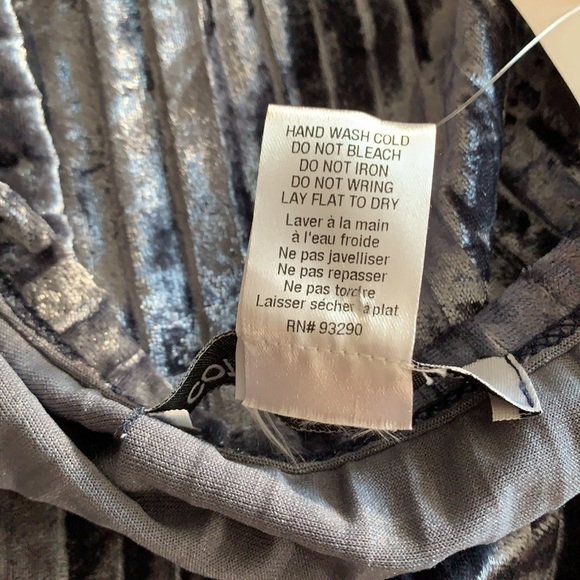 COTTON EMPORIUM crushed velvet pleated top - Picture 11 of 11